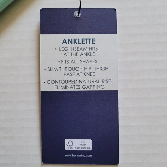 Bandolino pants Anklette style mint green stretch slim fit size 6 New with tags - Picture 14 of 14